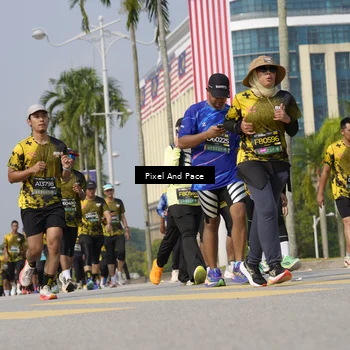 Runner Photo 6508406