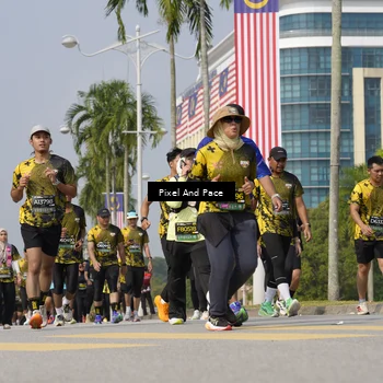 Runner Photo 6508417