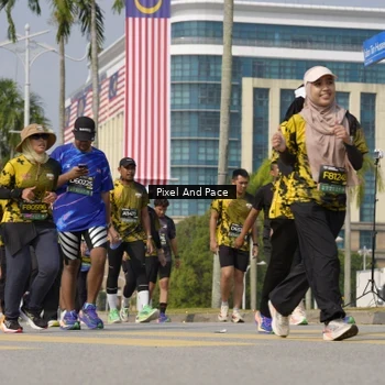 Runner Photo 6508436