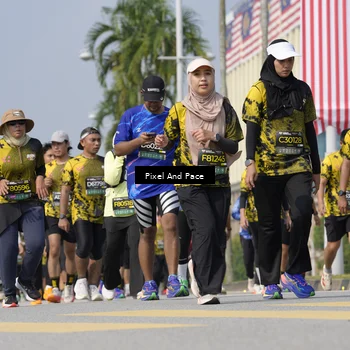 Runner Photo 6508479