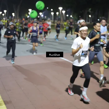 Runner Photo 6508573