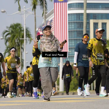 Runner Photo 6508675