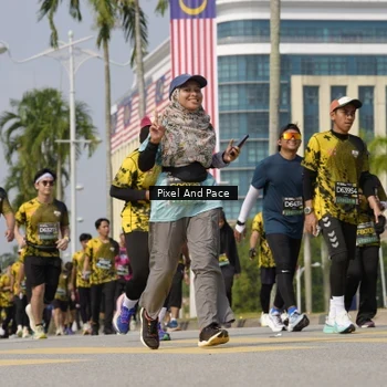 Runner Photo 6508691
