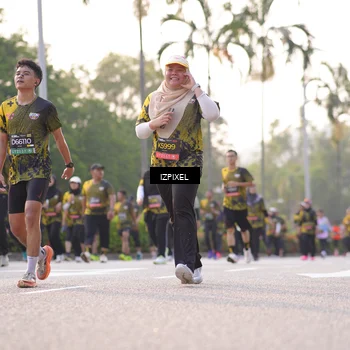 Runner Photo 6508812