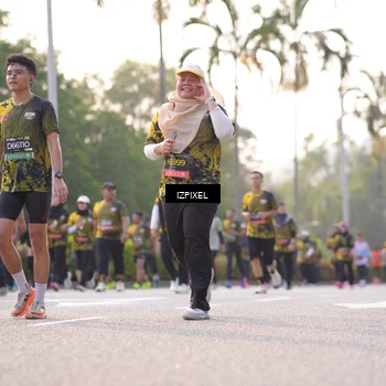 Runner Photo 6508816