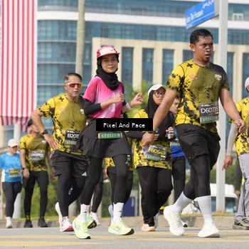 Runner Photo 6508819
