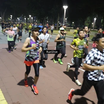 Runner Photo 6508896