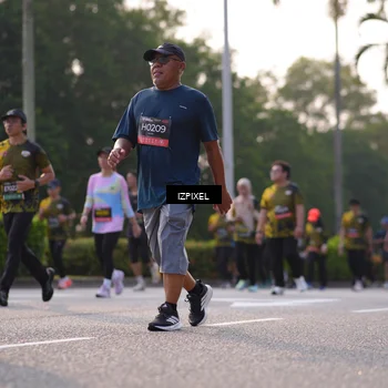 Runner Photo 6508999