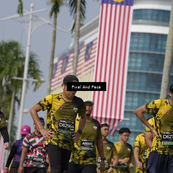 Runner Photo 6509109