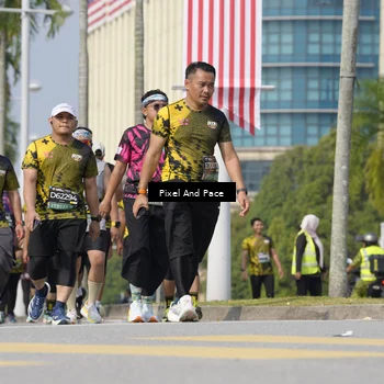 Runner Photo 6509242