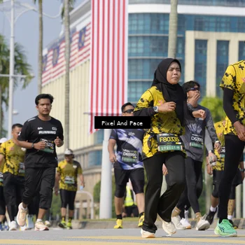Runner Photo 6509310
