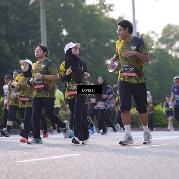 Runner Photo 6509313