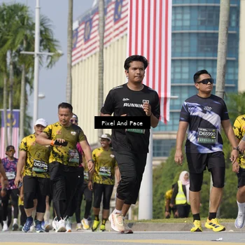 Runner Photo 6509342