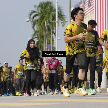 Runner Photo 6509363