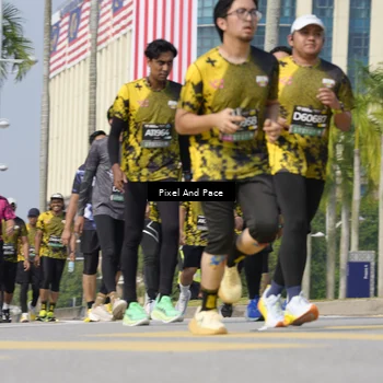 Runner Photo 6509400