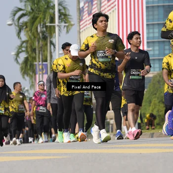 Runner Photo 6509424