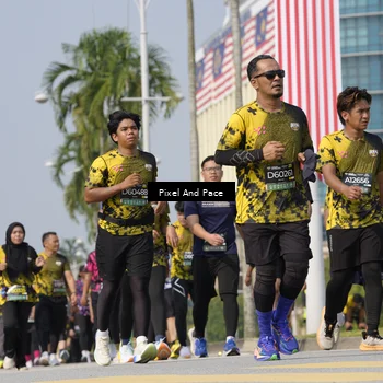 Runner Photo 6509451