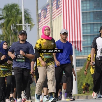 Runner Photo 6509560