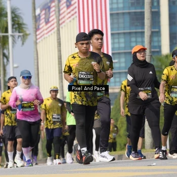 Runner Photo 6509610
