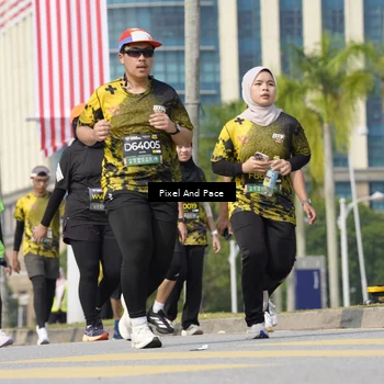 Runner Photo 6509649