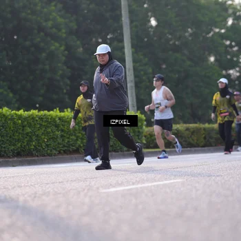 Runner Photo 6509659