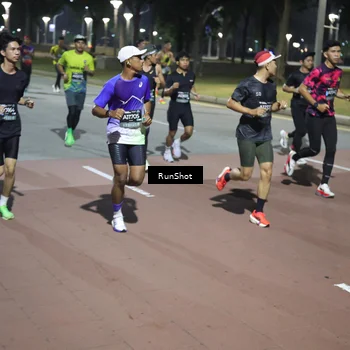 Runner Photo 6509746