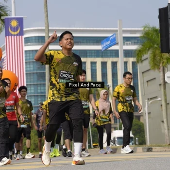 Runner Photo 6509992