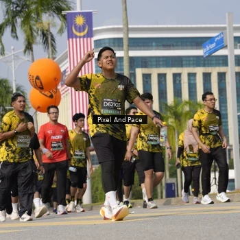 Runner Photo 6510000