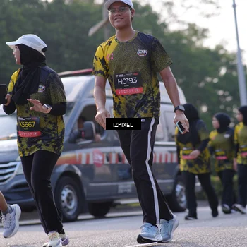 Runner Photo 6510003