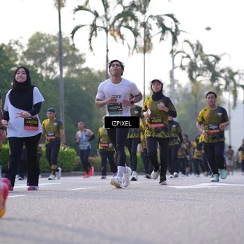 Runner Photo 6510034