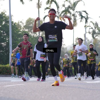 Runner Photo 6510038