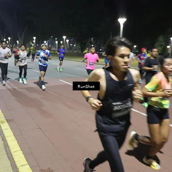 Runner Photo 6510043