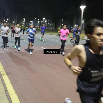 Runner Photo 6510049