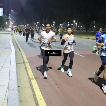 Runner Photo 6510103
