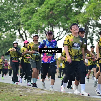 Runner Photo 6510114