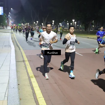 Runner Photo 6510149