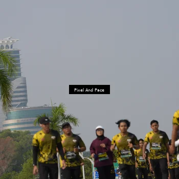 Runner Photo 6510164
