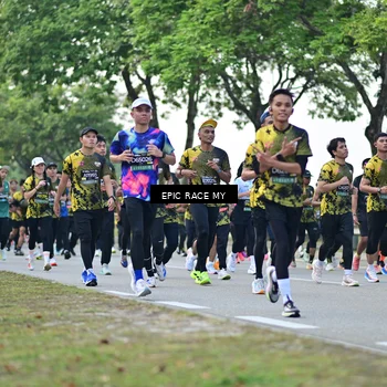 Runner Photo 6510172