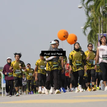 Runner Photo 6510180