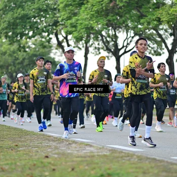 Runner Photo 6510190