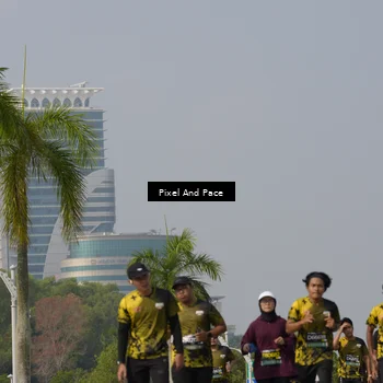 Runner Photo 6510202