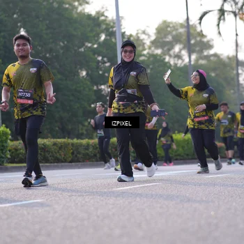 Runner Photo 6510235
