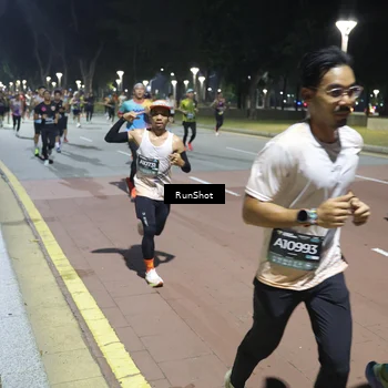 Runner Photo 6510238