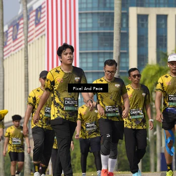 Runner Photo 6510240