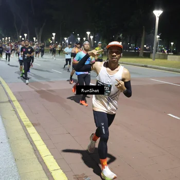 Runner Photo 6510241