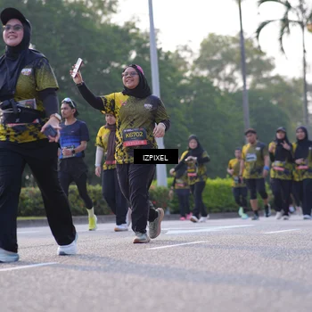 Runner Photo 6510246