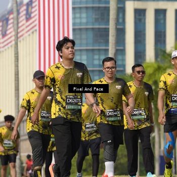 Runner Photo 6510251