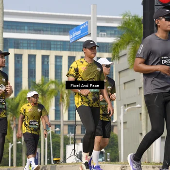 Runner Photo 6510256