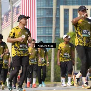 Runner Photo 6510274