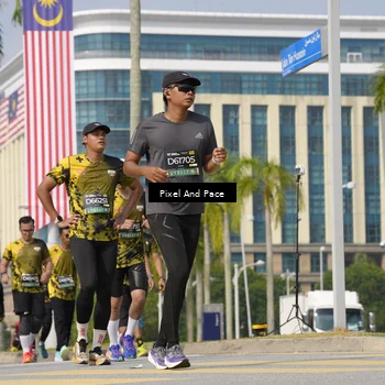 Runner Photo 6510288